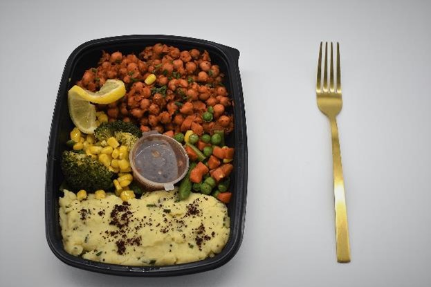 Diet Fuels - Moroccan Chickpea Stew Served With Mash, Mix Veg, Broccoli & Sweetcorn - Meal